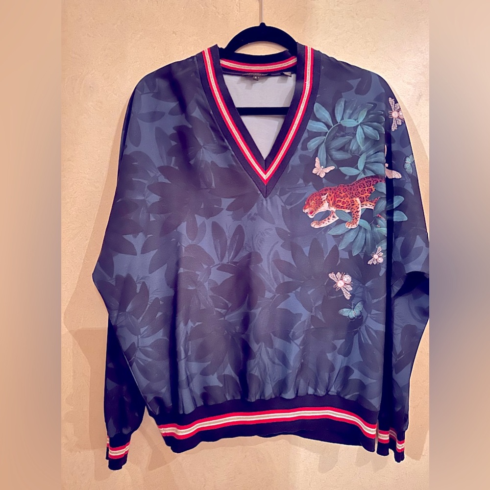 Ted Beker top